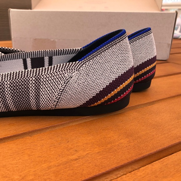 BNIB Rothy’s VIB Inverse Stripe points, 9.5 - Picture 5 of 7